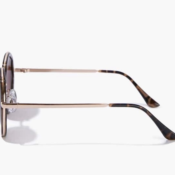 F21 Rounded sunglasses - Picture 3 of 3